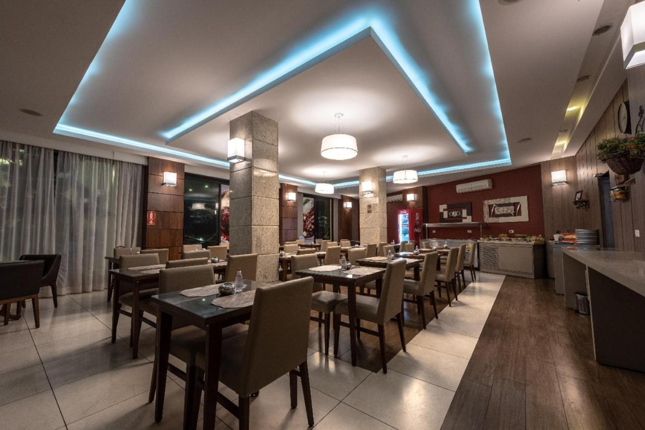 Class Hotel Пасос Екстериор снимка