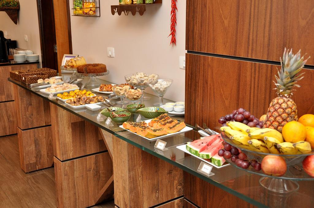 Class Hotel Пасос Екстериор снимка