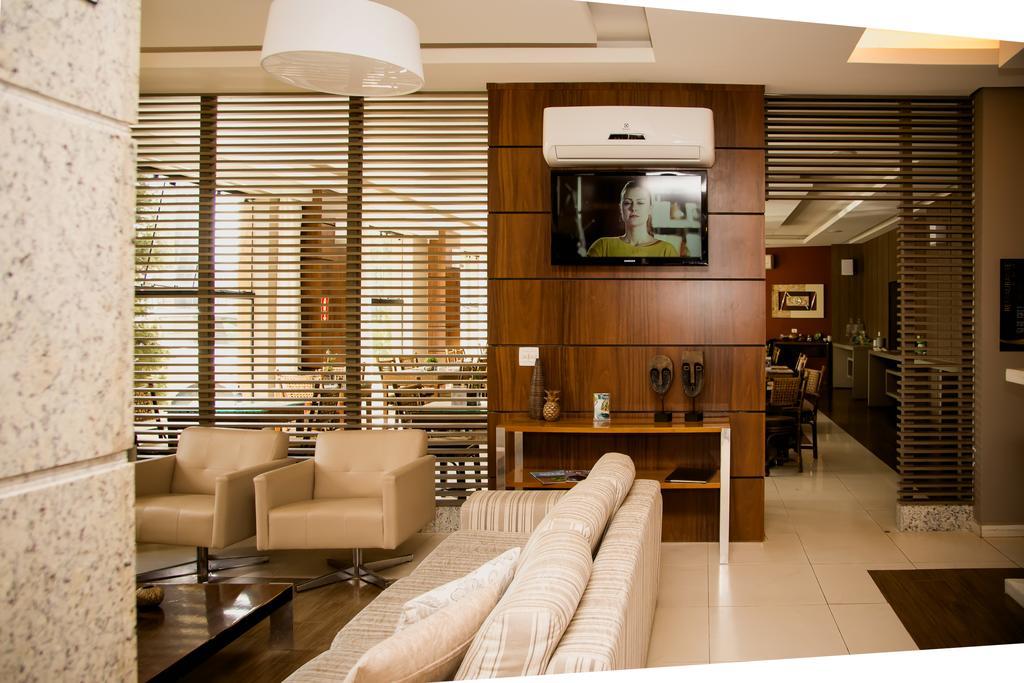 Class Hotel Пасос Екстериор снимка